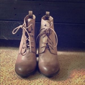 Tan/gray Booties